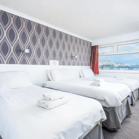 Barrowfield 3* New Quay